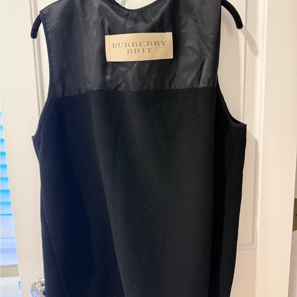Burberry Black Vest - Picture 1 of 2